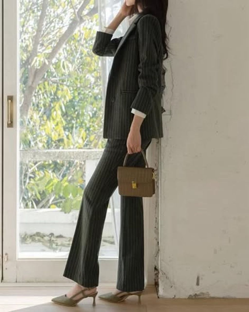 f3f5e5b74231b2a24571e92533c1b2791763531796