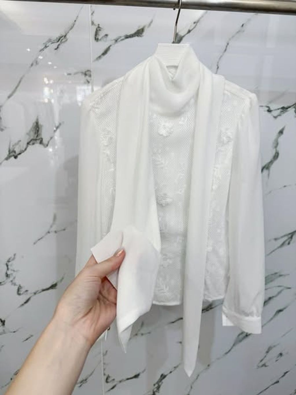 1bd3a0484883ca6deaada8395a8f6e851757334724