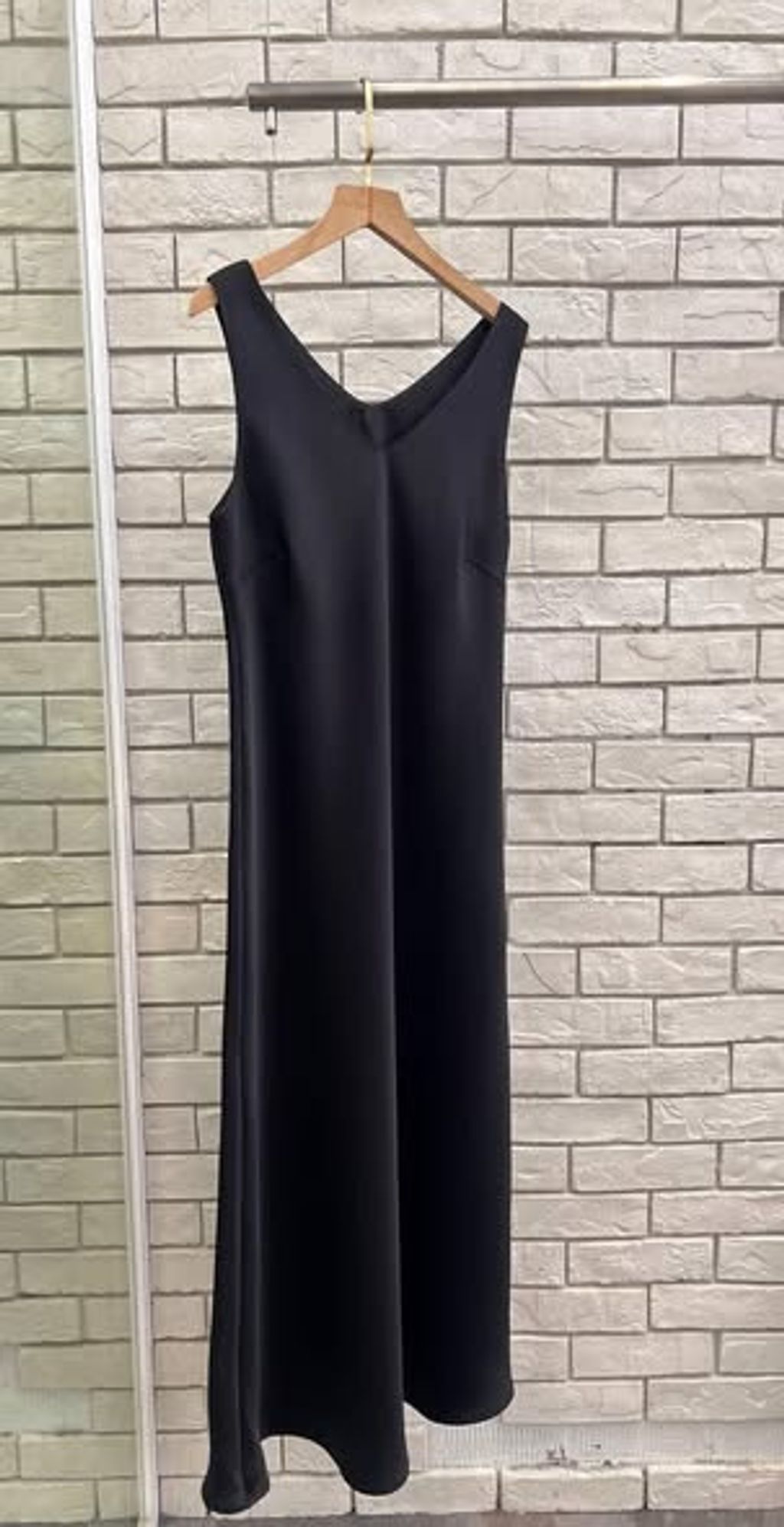 3844db73feda4bc1e95cdbd1b4164b6e1763716044