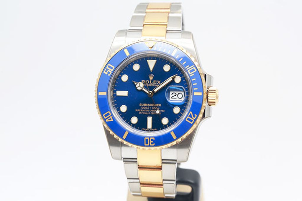 7X1B8254