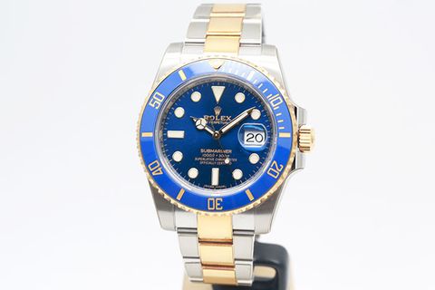 7X1B8254