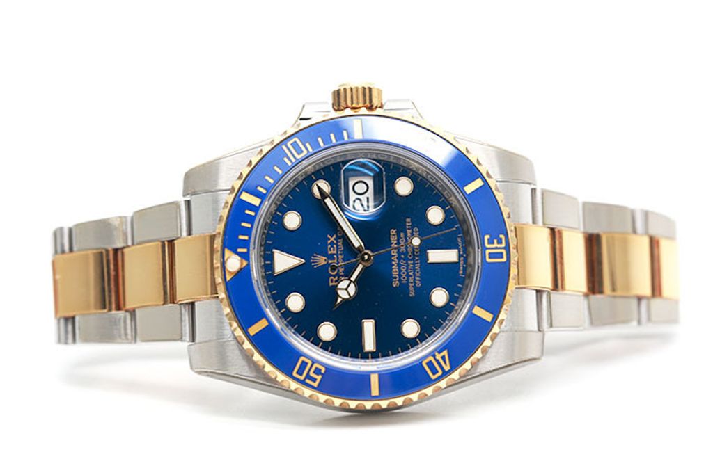 7X1B8263