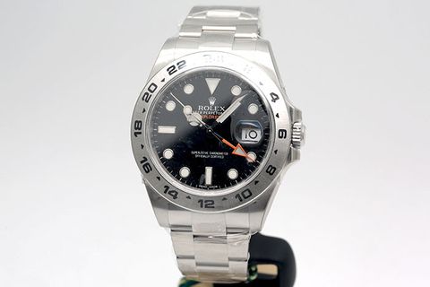 7X1B8593