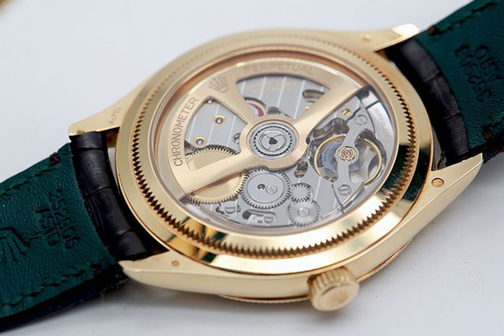 7X1B8044