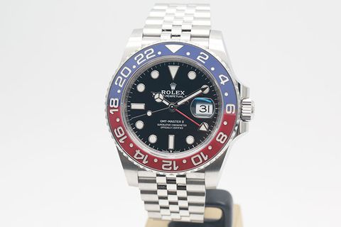 7X1B8893