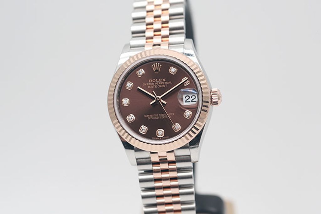 7X1B8968