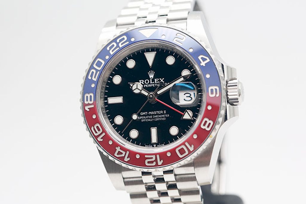 7X1B8899