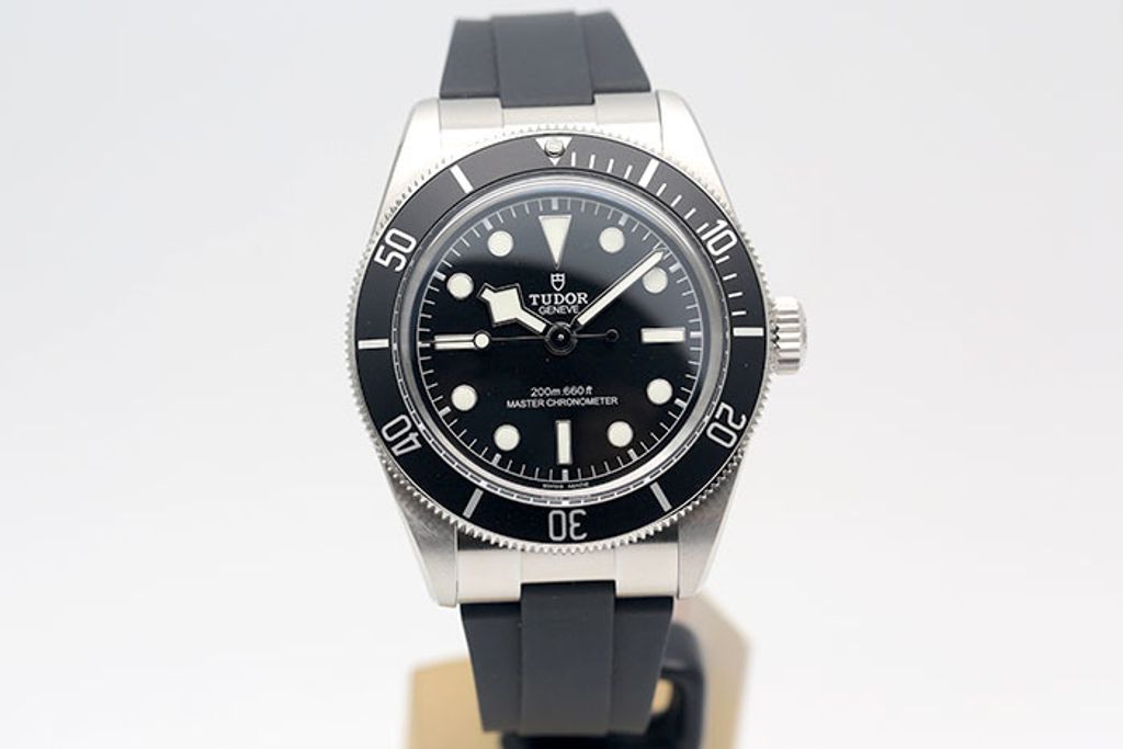 7X1B9856