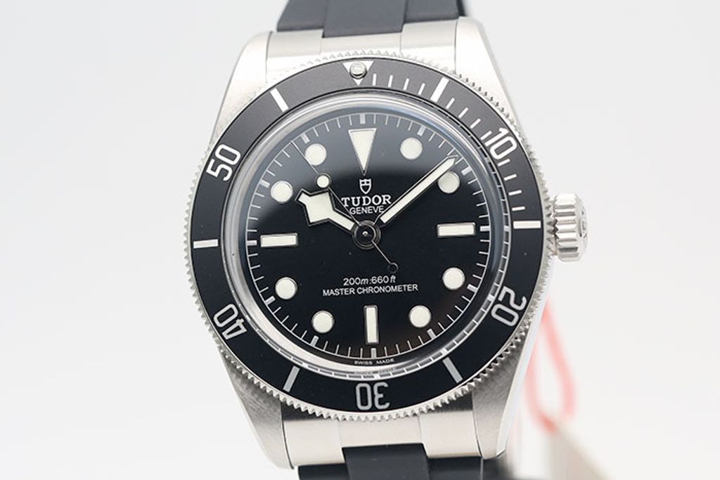 7X1B9858