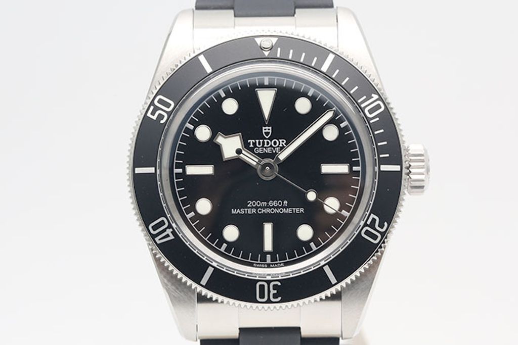 7X1B9852