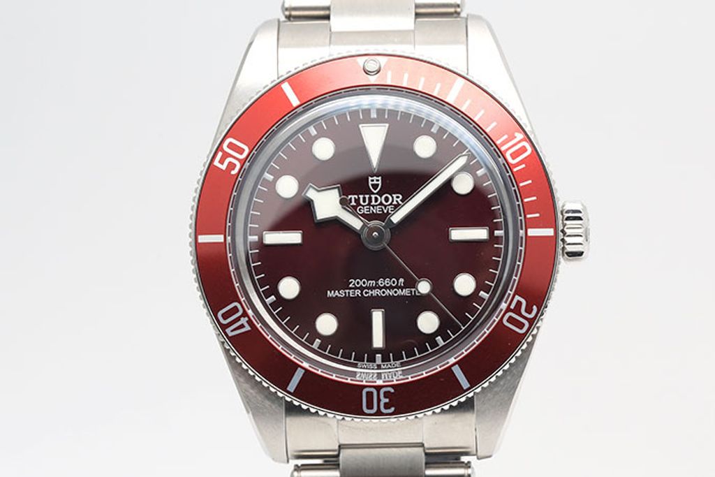 7X1B9825