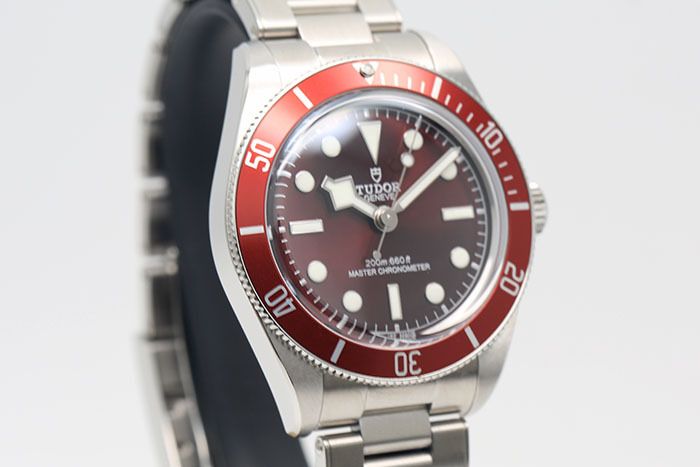 7X1B9828