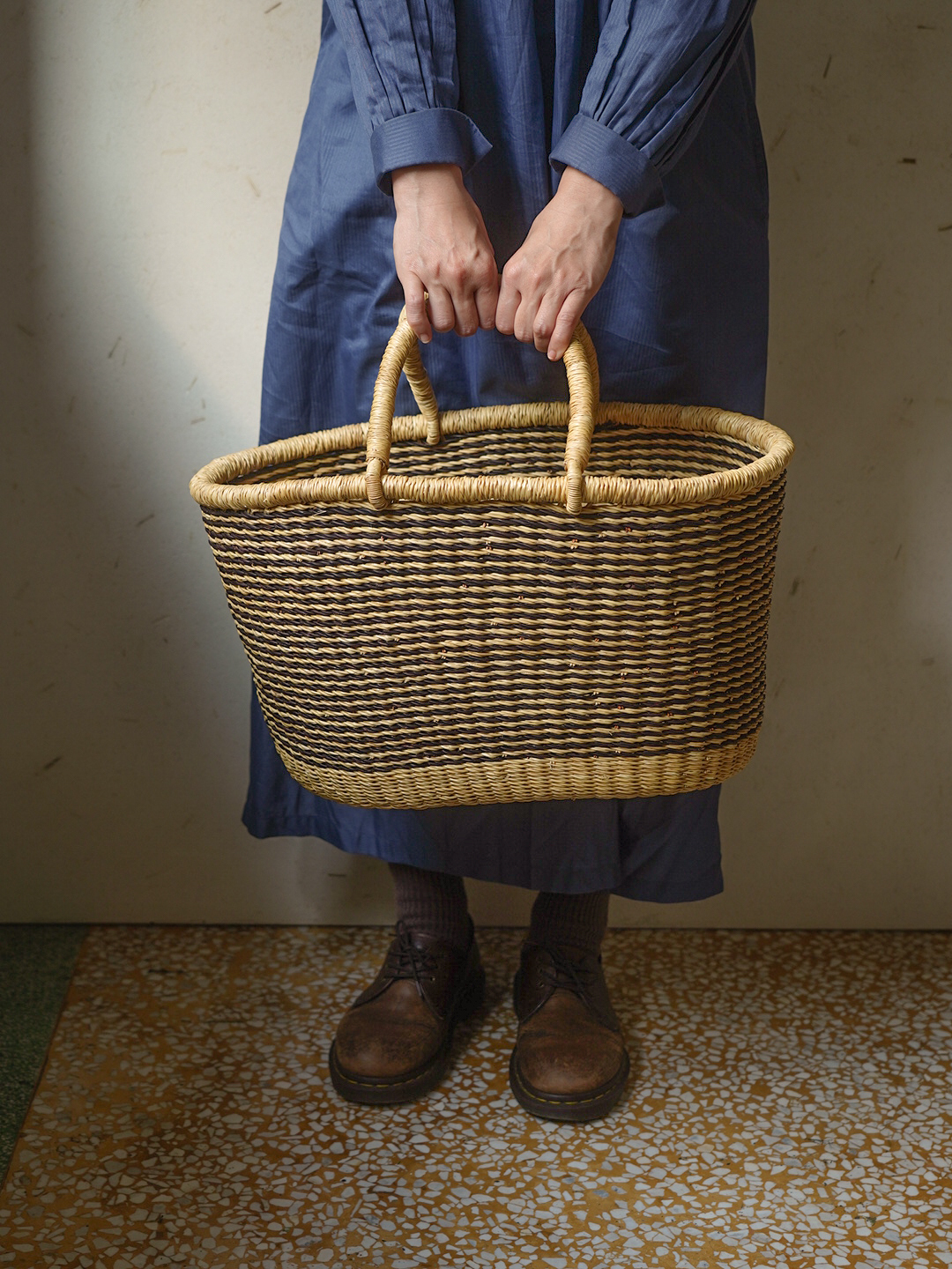 黑條紋編織籃-01