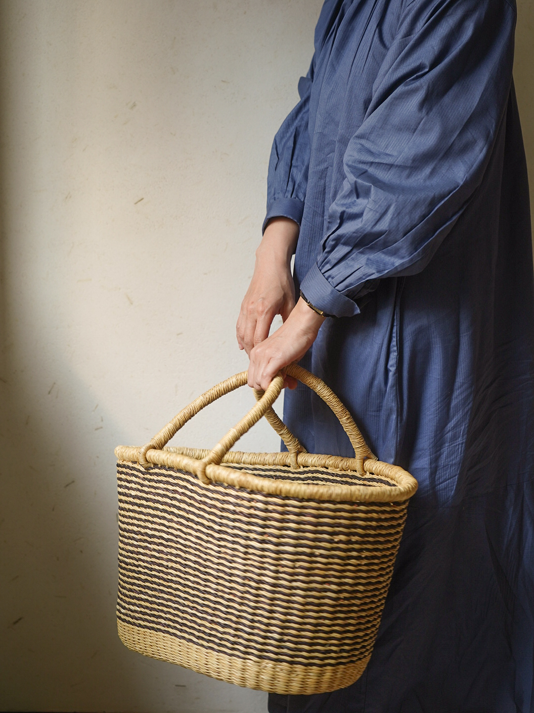 黑條紋編織籃-02