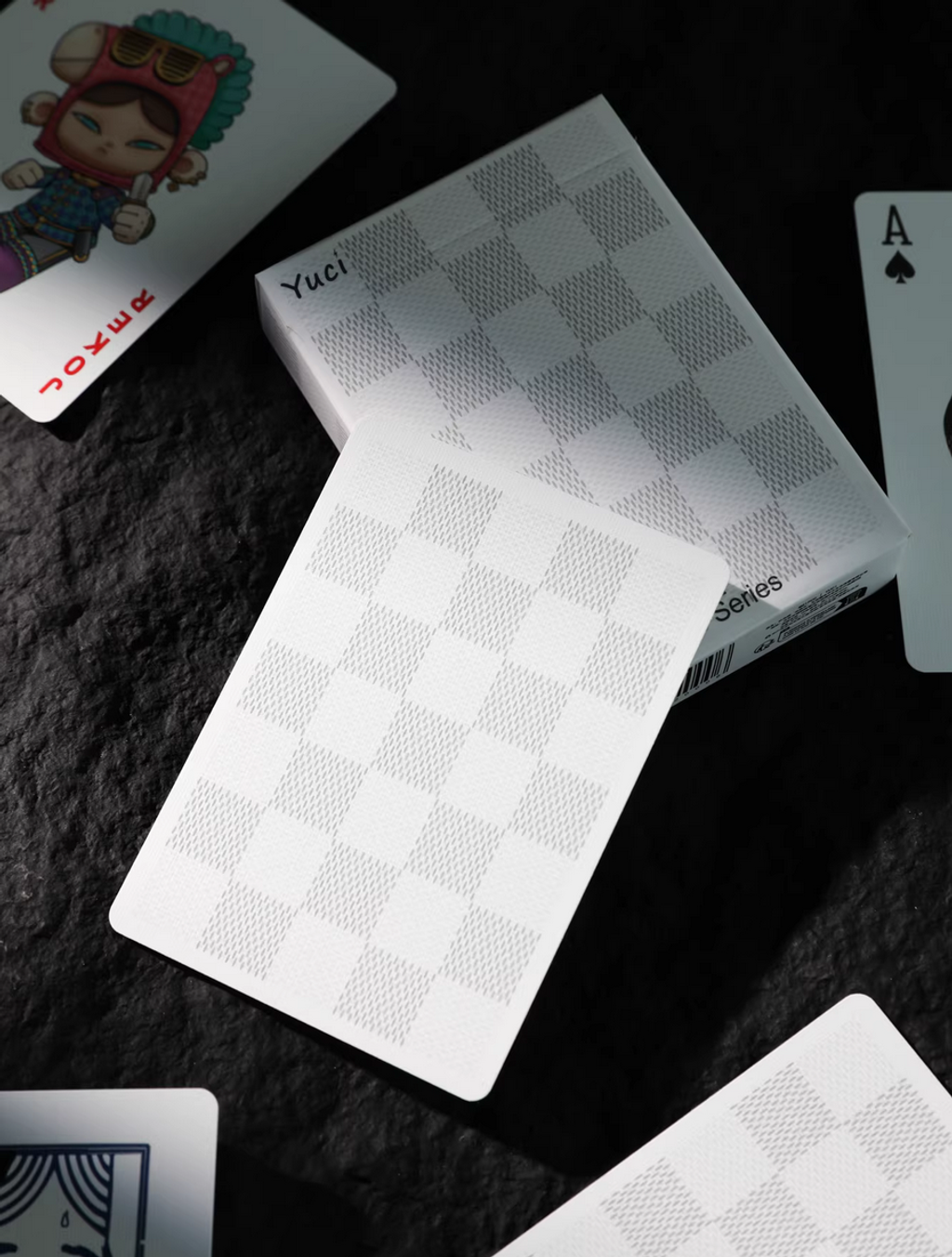 Screenshot 2026-04-10 at 12-24-27 【Coco老花棋盘格】瑜慈魔术黑芯纸纸牌花切扑克牌练习牌高颜值-淘宝网