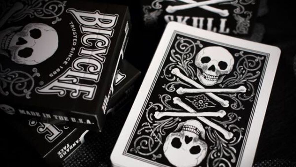 Bicycle Skull Playing Cards GamelandSKN
