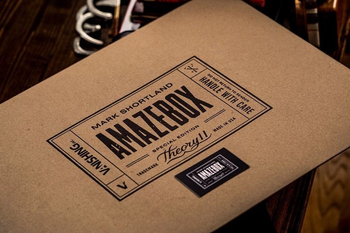 Amazebox-Kraft-02133_1024x1024.jpg