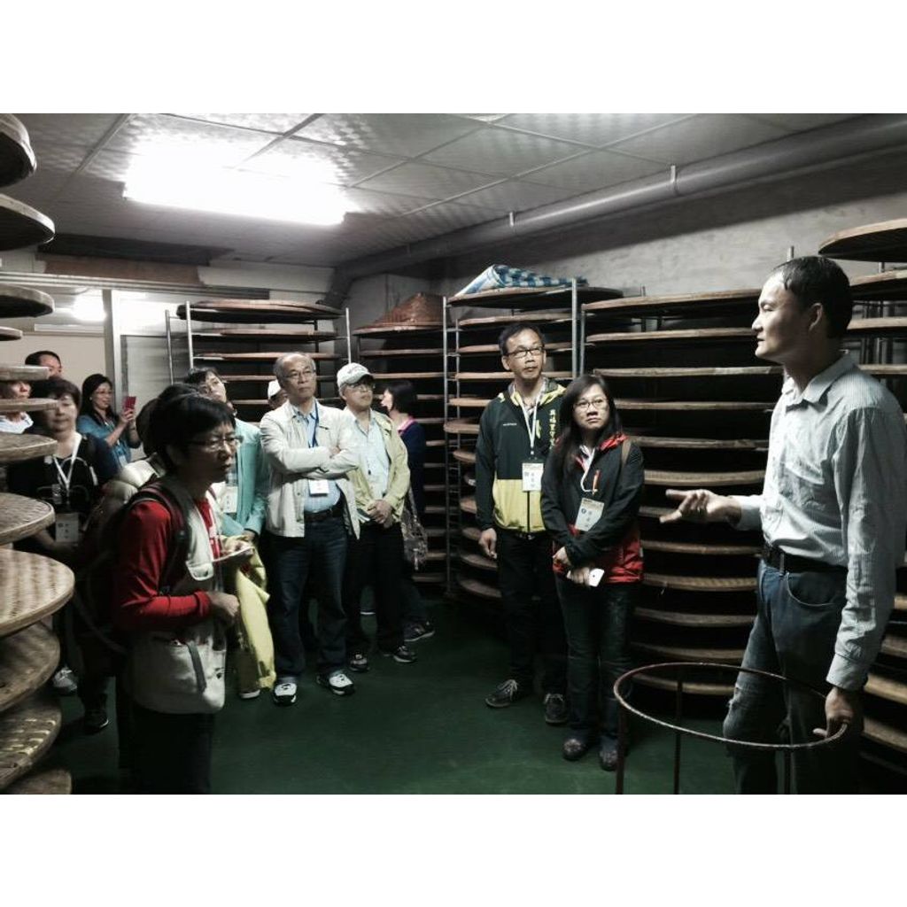 tw-11134207-23010-nb4r1e2x3fmv4b