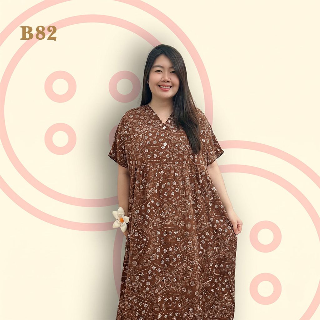 B82