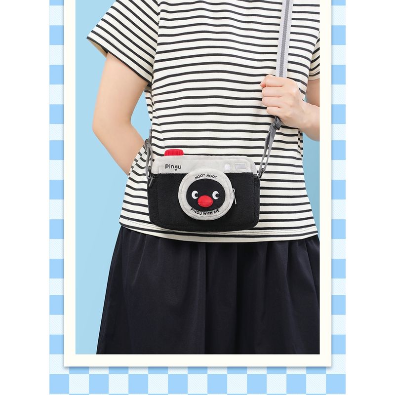 Pingu 企鵝家族 45周年系列 可愛毛絨斜挎包 掛件 毛絨公仔 手伴 公仔 擺件 企鵝 相機包｜嗨寶好選物