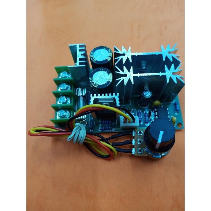 09831b2737604249be9bf1fbe31a3a9e