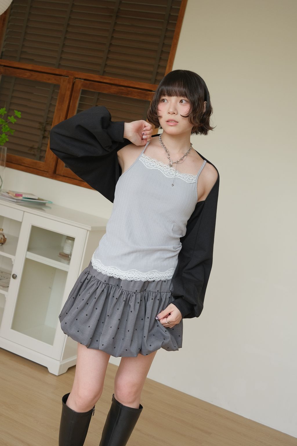 26072N-37