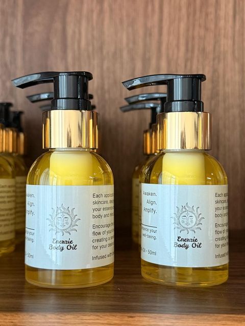 Enerzie Body Oil 2