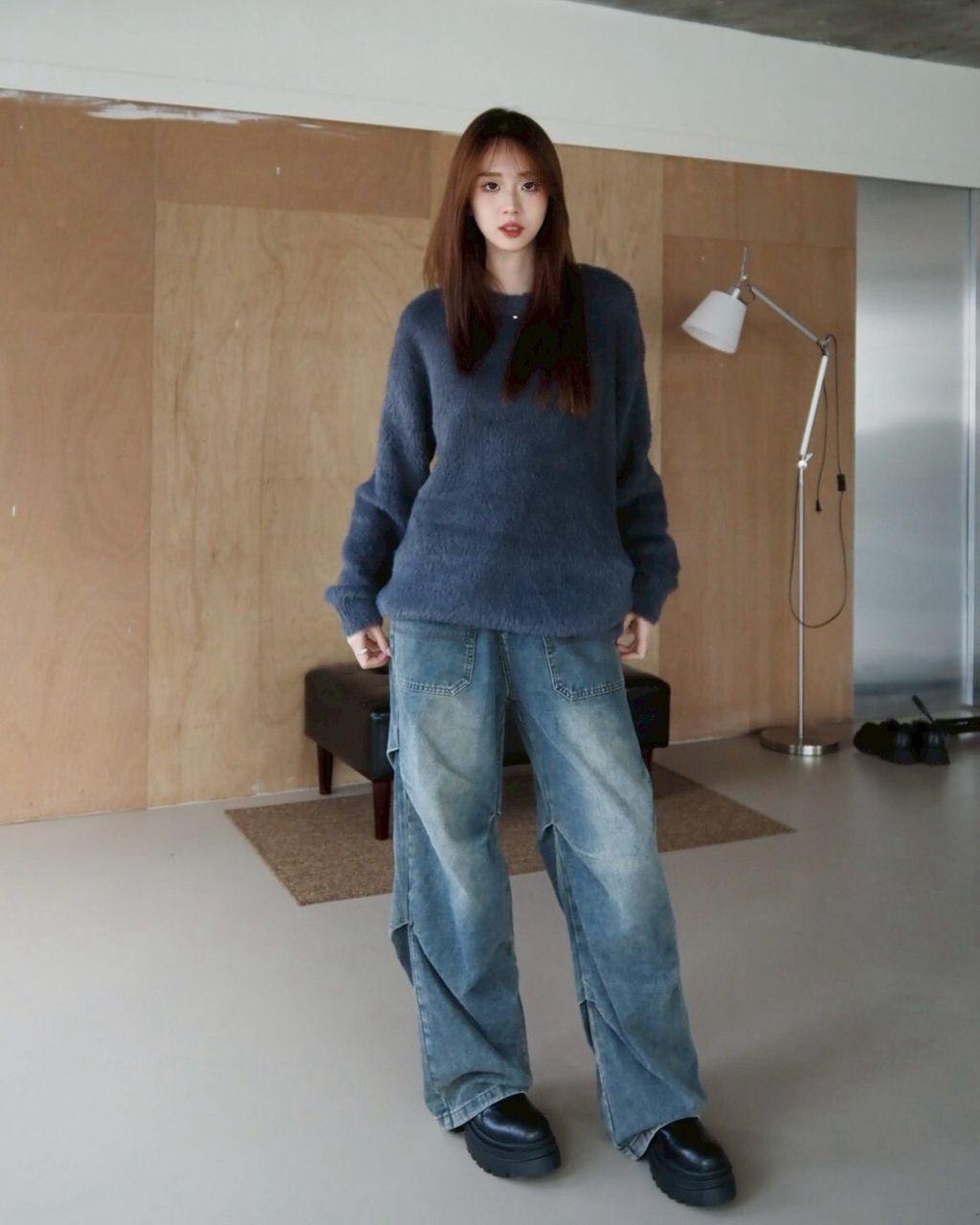 LINE_ALBUM_側抓皺牛仔褲 黑藍 SMLXL 1880_260119_10
