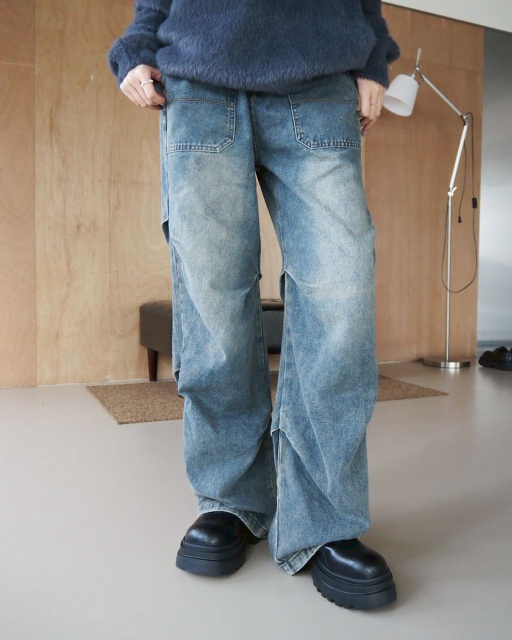 LINE_ALBUM_側抓皺牛仔褲 黑藍 SMLXL 1880_260119_3