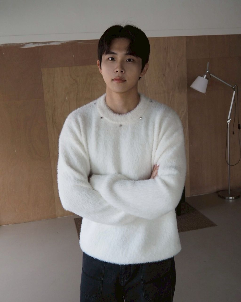 LINE_ALBUM_領口珍珠親膚毛衣 黑灰白 1480_260119_7