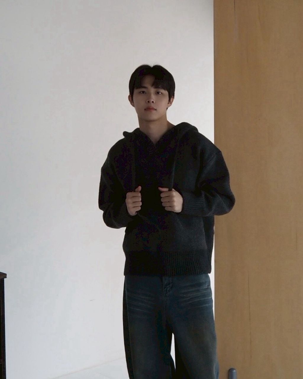 LINE_ALBUM_大帽子設計針織上衣 深灰 淺灰 S M L XL 1380_260119_7