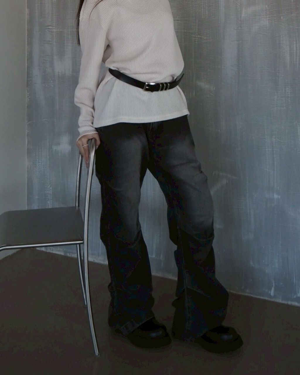 LINE_ALBUM_皺摺喇叭牛仔褲 黑 F 2180_260119_2