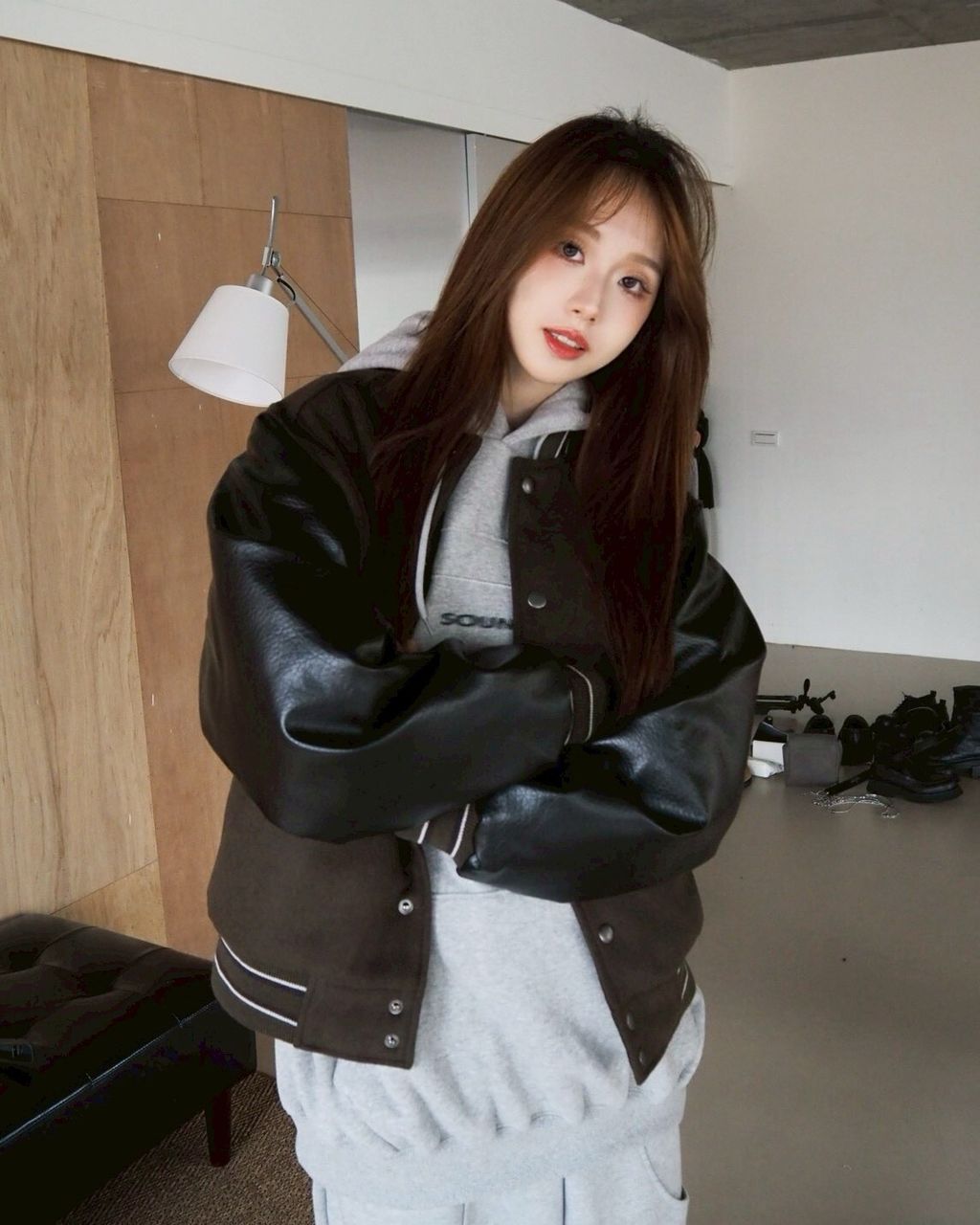 LINE_ALBUM_拼接皮革棒球外套 黑咖 F 3980_260119_4