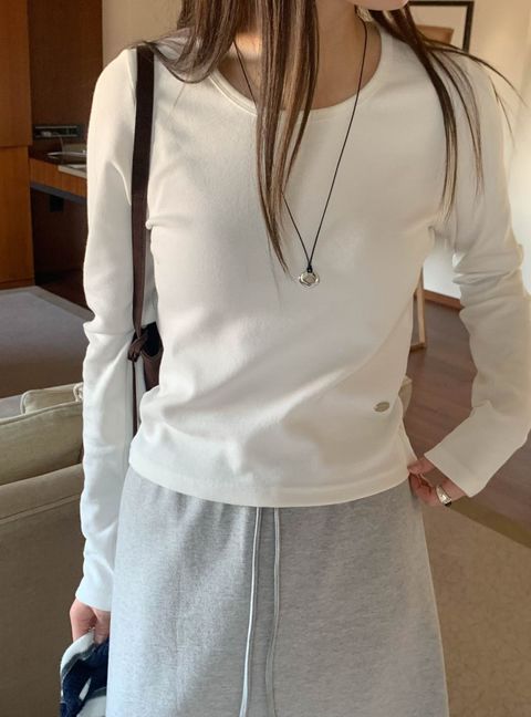 95d2c6e2e56c180b3d2129ef8e6e47a6