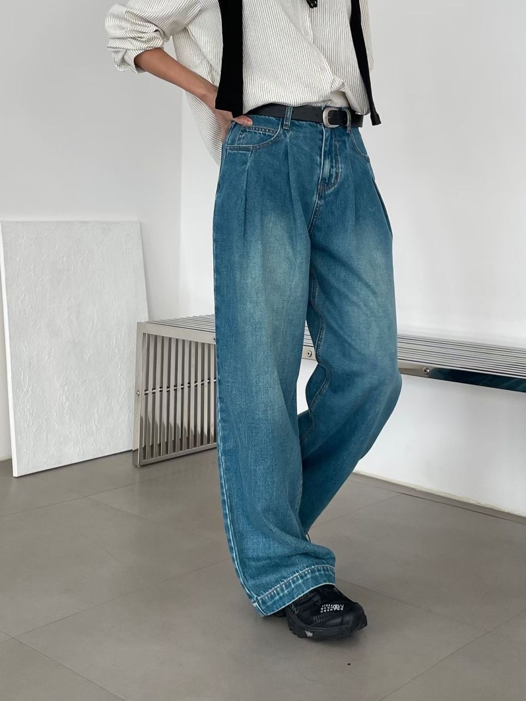 65c568a864fb32b980ccf4cba15abea9