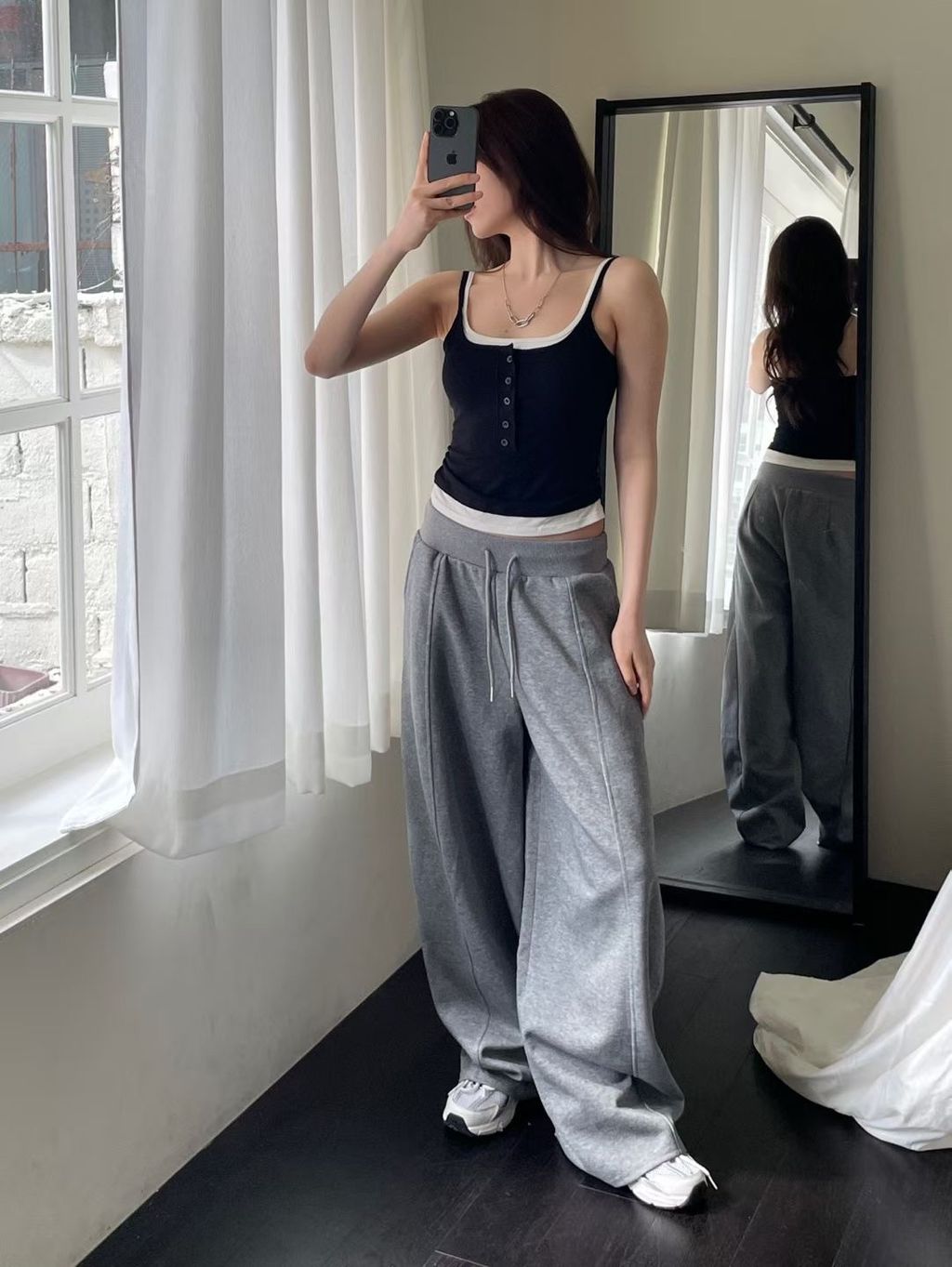 587089f9f61ae6e28231a81d1d9d05a4