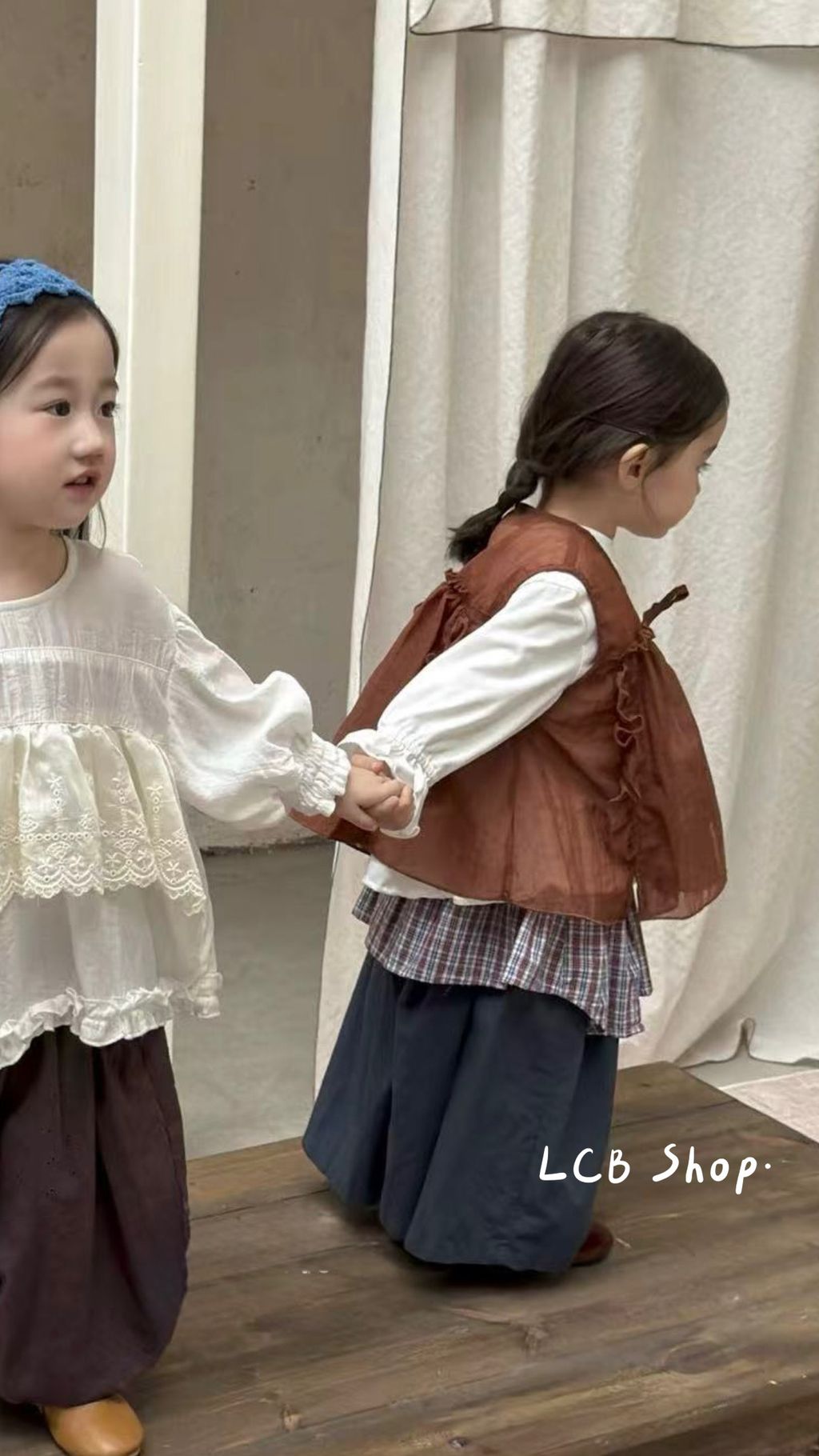 5CDA99EE-35CD-4336-85E3-EEB63608C2C5