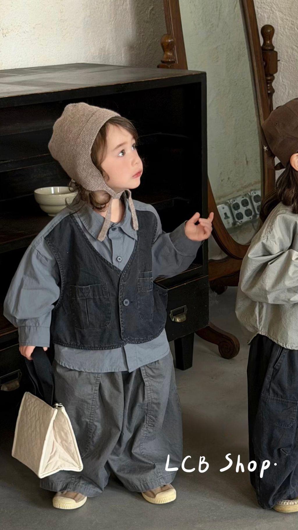 C0C13988-9889-48A4-9F90-3C091441ED72