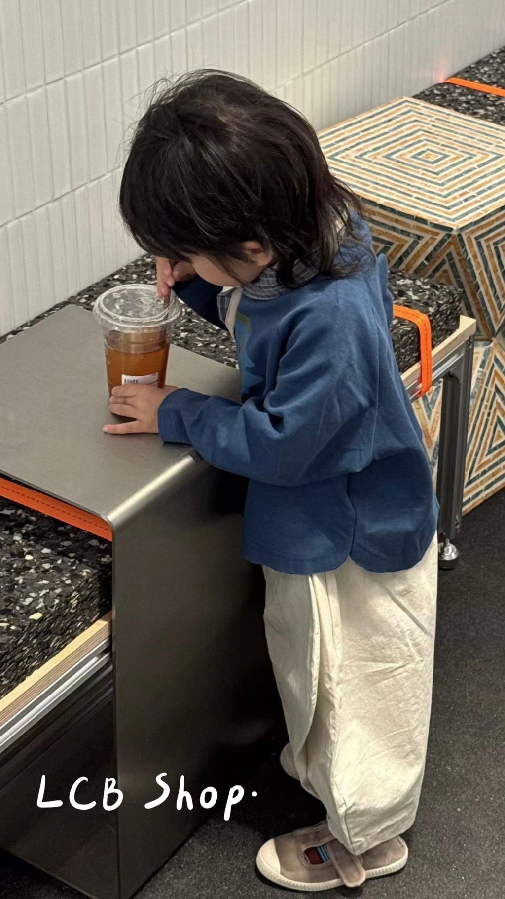 0FE0381F-B6FA-4563-9E8D-4D951FE77619