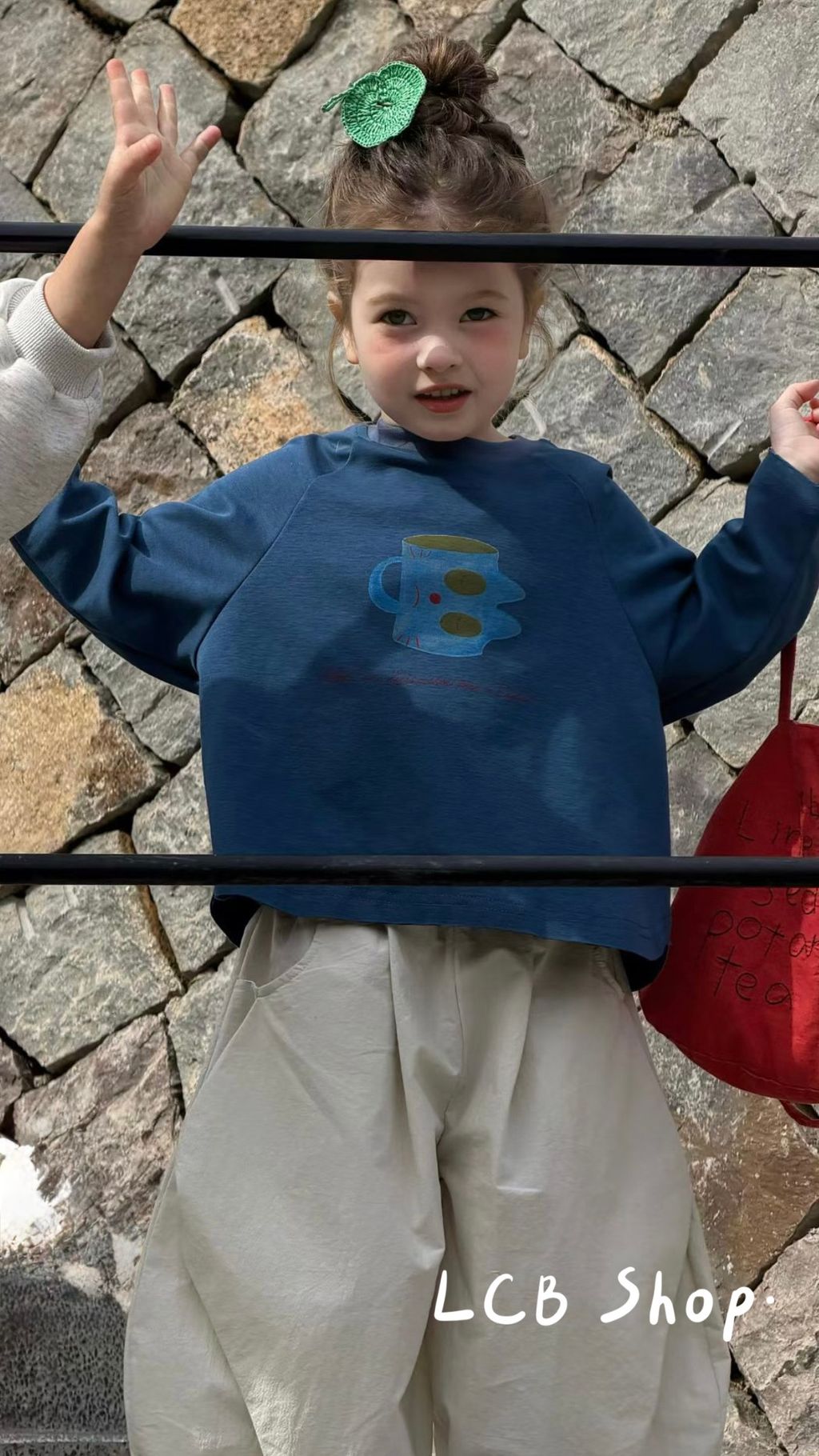 4F7B29FD-602B-48E3-B6EF-7037B9103A39