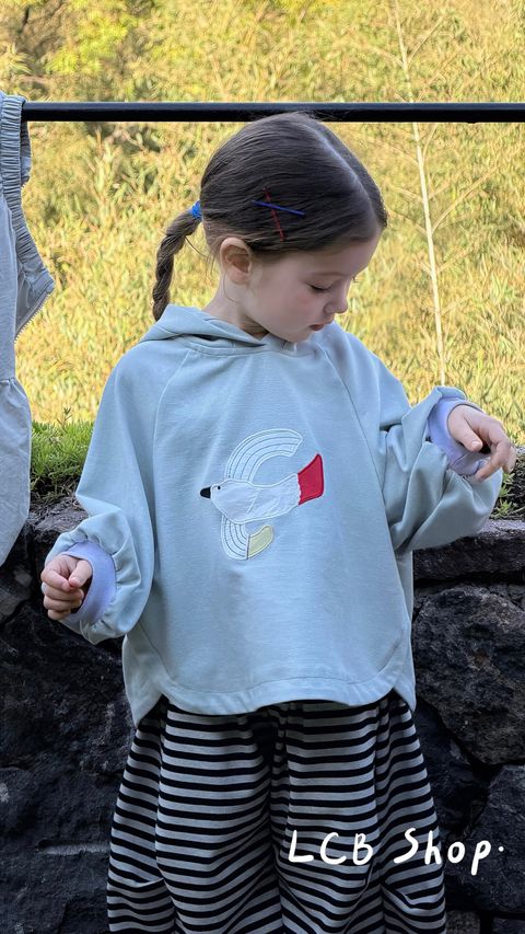 F604BFD6-746F-426A-B7C7-B9A3A5774512