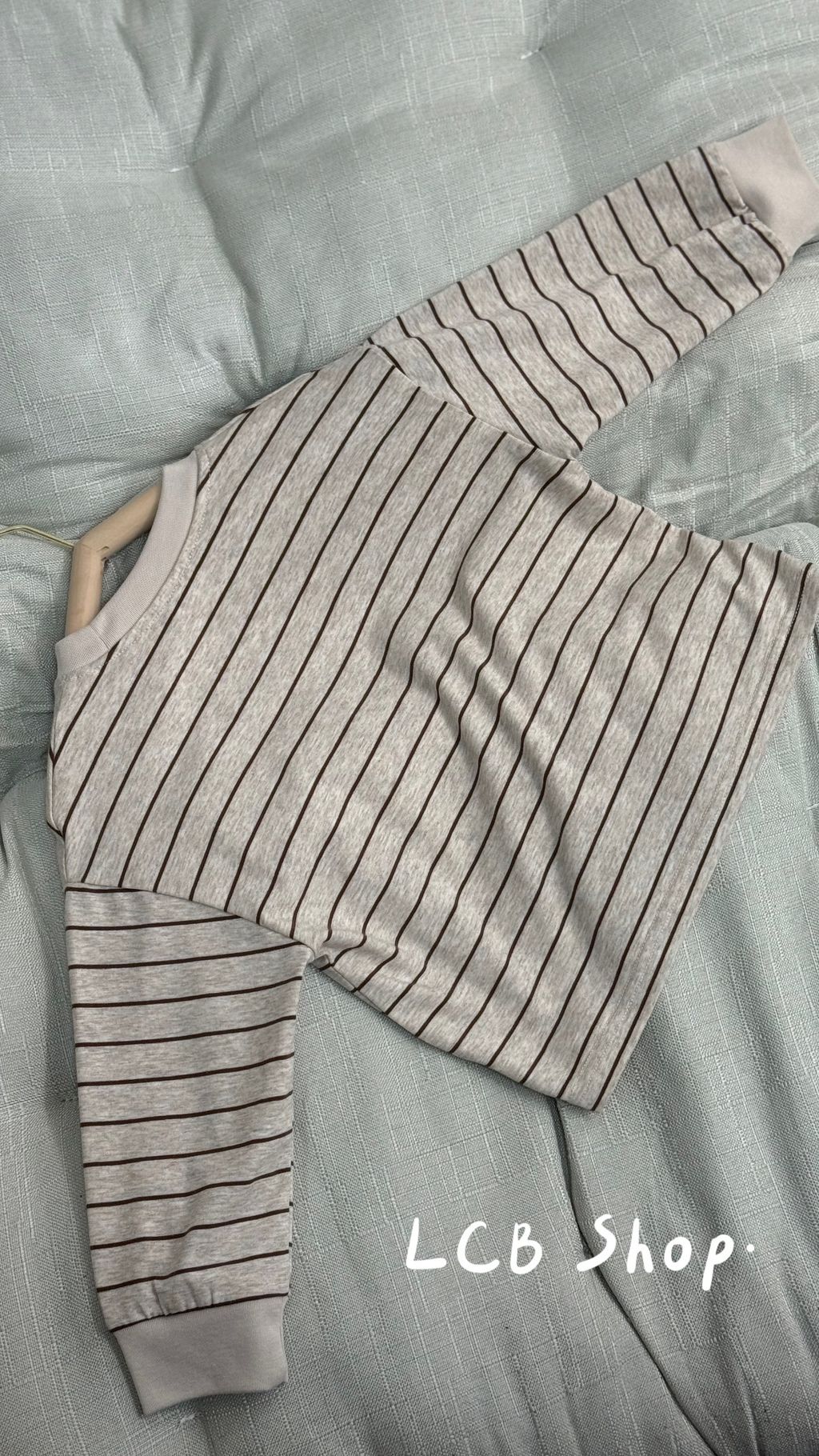 223DC236-CCDD-428E-9C6C-BE36B51E79B1