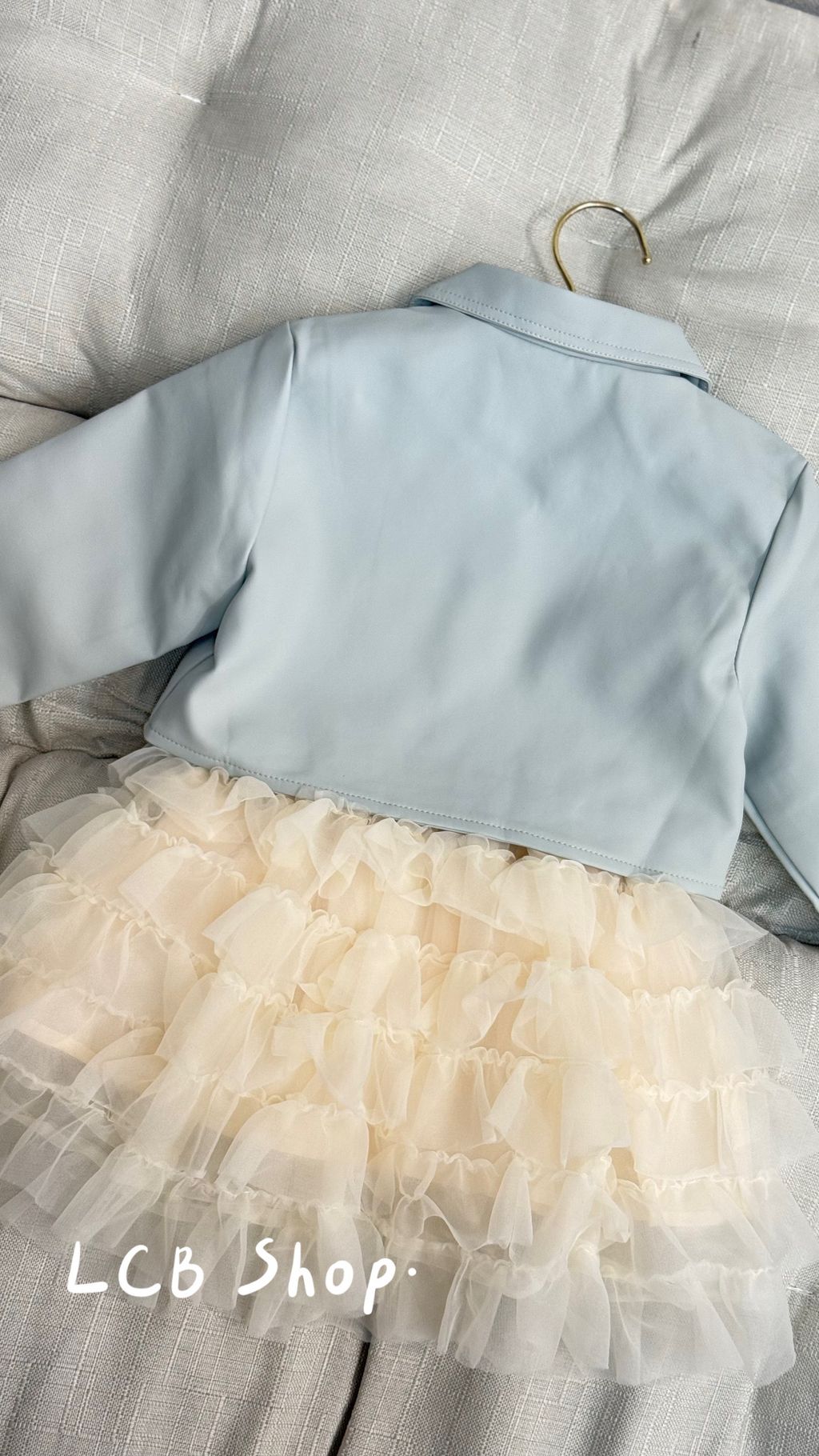 5A436DA9-2FF7-444E-A317-9F1DF6806DB7