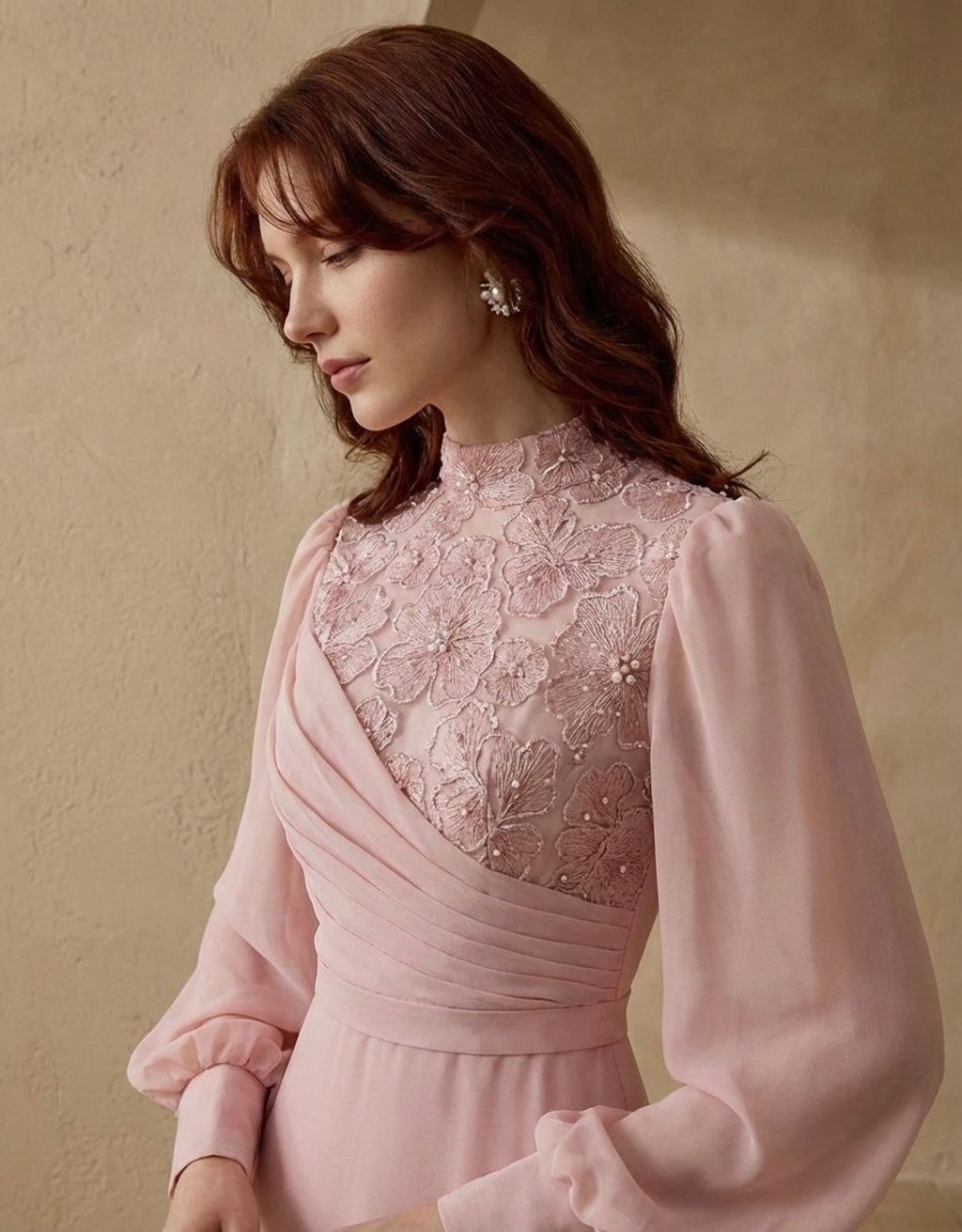 Habybifar Nix Abiye: Detailed view of premium pink chiffon mermaid dress with lace beading