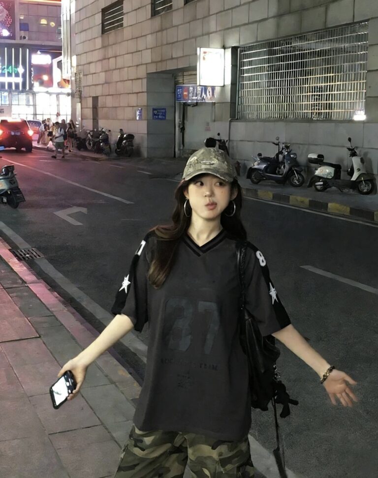 4b80a370-ba1e-4505-b161-16779c458348-768x972