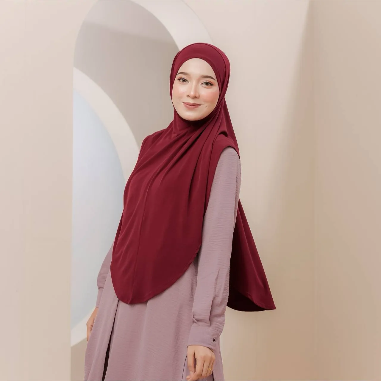 Instant Syria Maroon