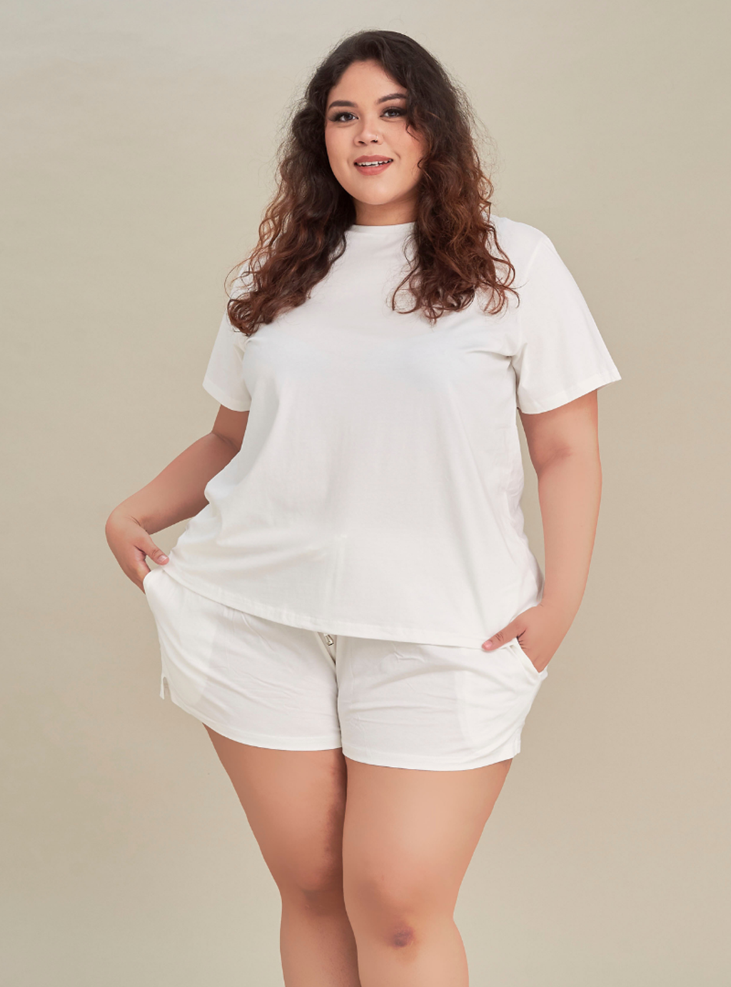 Copy of www.curvafabulou.com (42).png