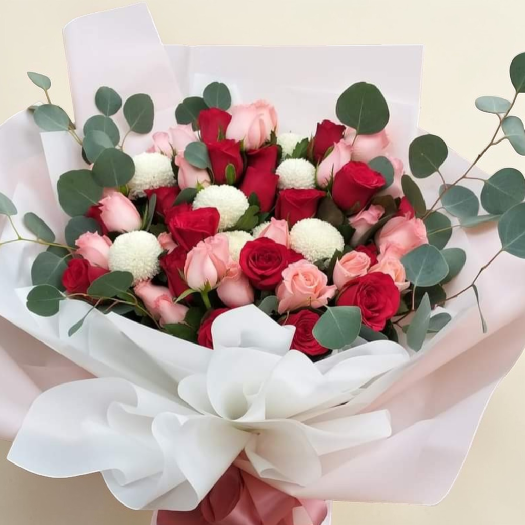 Charming Blossom rose and ping pong hand bouquet for birthday or anniversary with delivery to Kuala Lumpur and Selangor