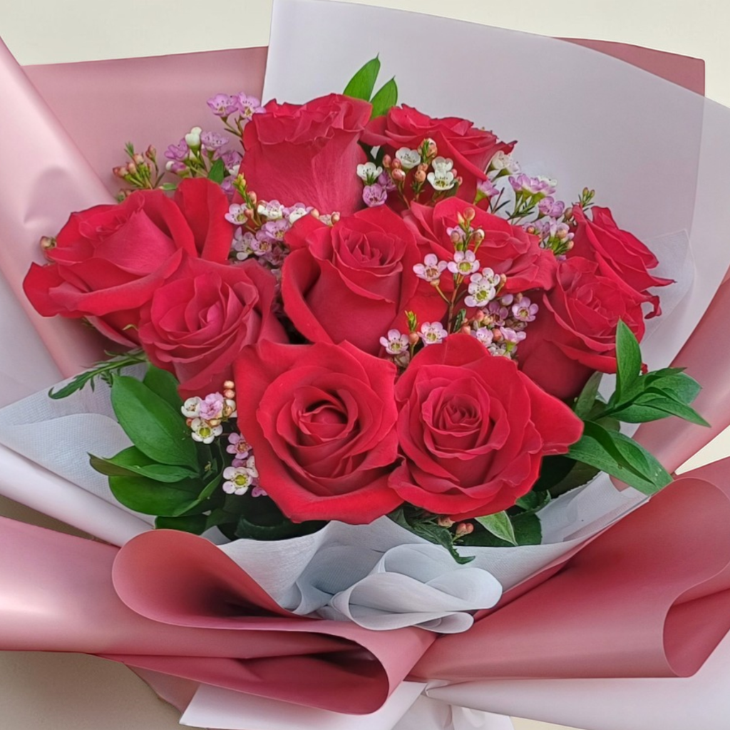 Dreamy Devotion rose hand bouquet for birthday or anniversary with delivery in Kuala Lumpur and Selangor
