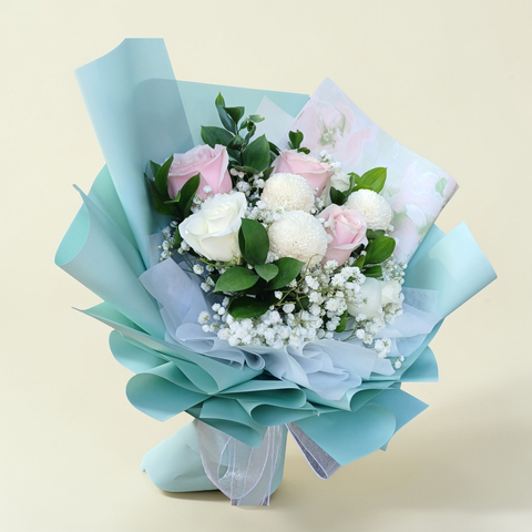 Rosy Delight ping pong and rose hand bouquet for birthday or anniversary with delivery in Kuala Lumpur and Selangor